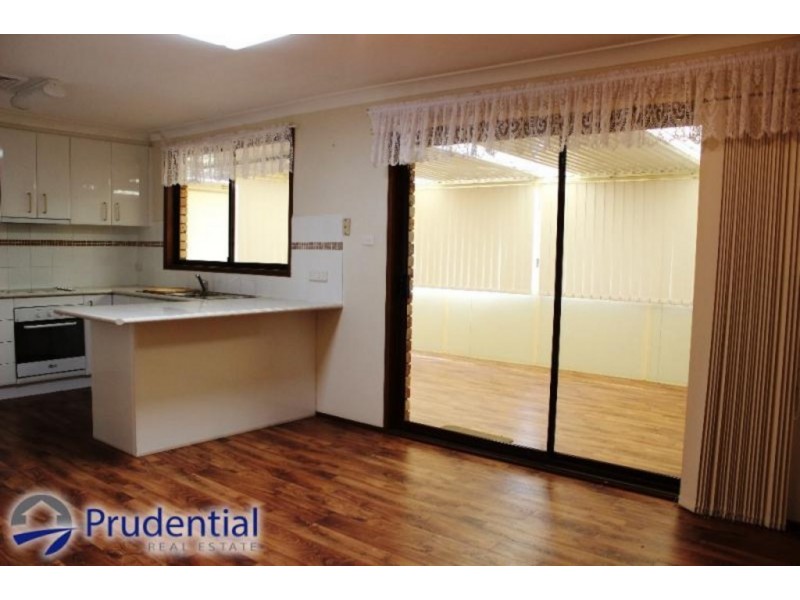 16 Amundsen Road, Leumeah NSW 2560