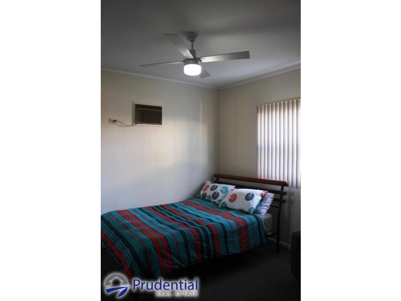 67 Parliament Road, Macquarie Fields NSW 2564