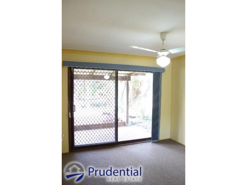 65 Emerald Drive, Eagle Vale NSW 2558