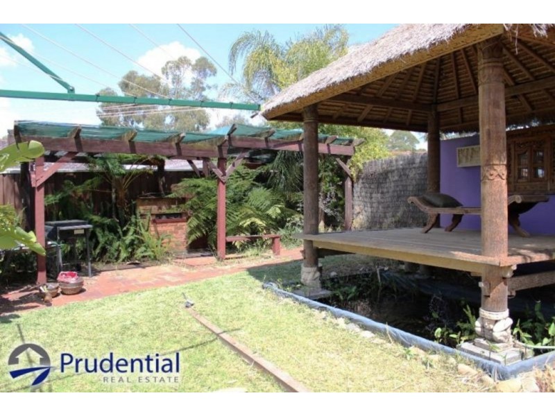 65 Emerald Drive, Eagle Vale NSW 2558