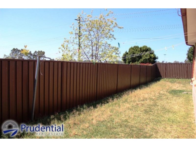 4/30-36 Warwick Street, Minto NSW 2566