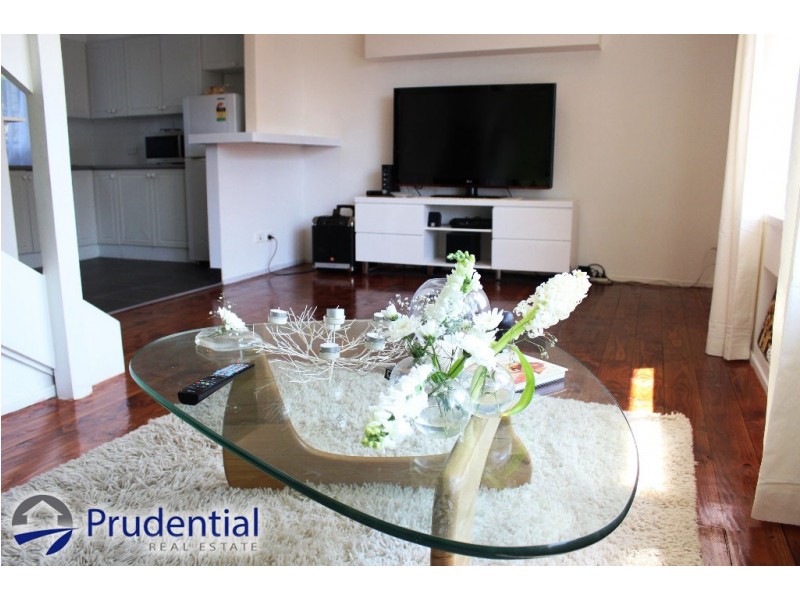 8/107 Broughton Street, Campbelltown NSW 2560