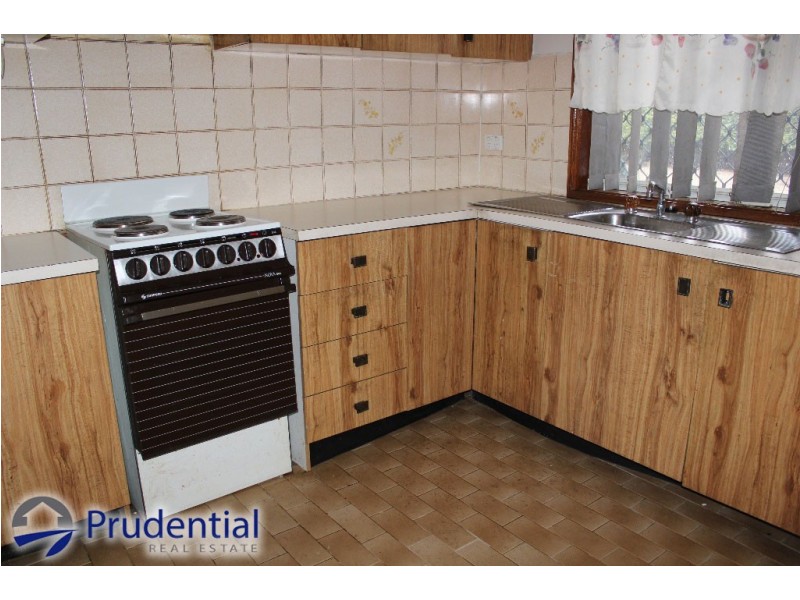 4/14 Harold Street, Macquarie Fields NSW 2564