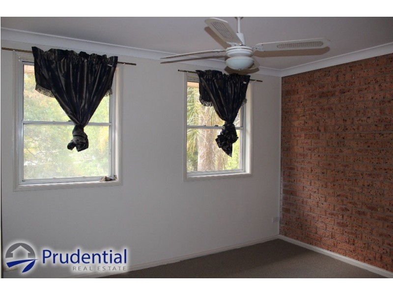 4/14 Harold Street, Macquarie Fields NSW 2564