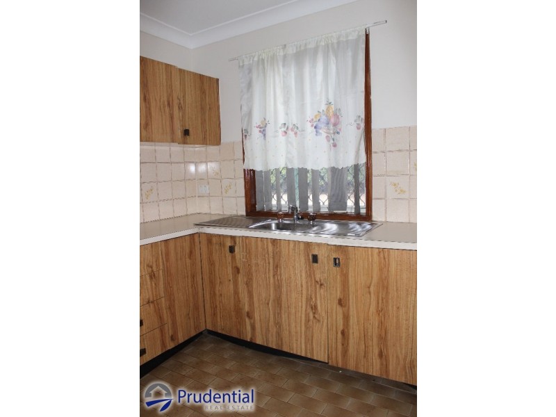 4/14 Harold Street, Macquarie Fields NSW 2564