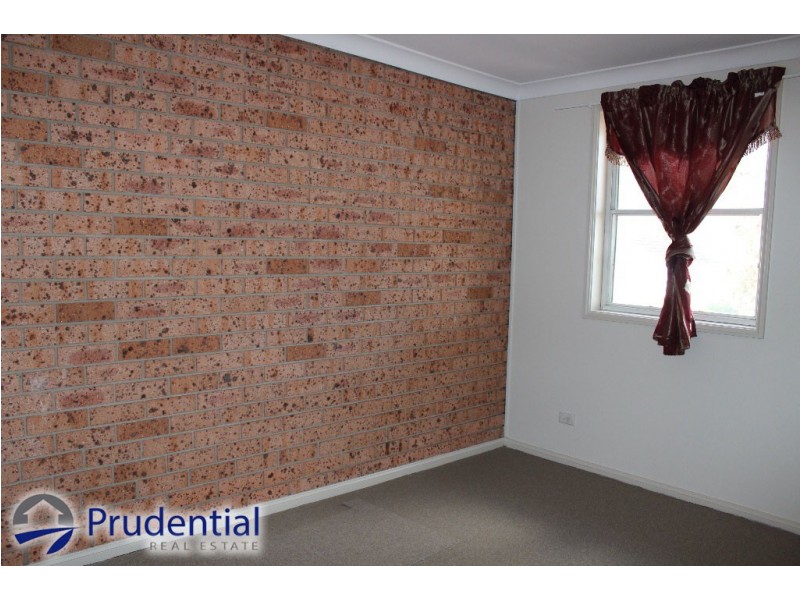 4/14 Harold Street, Macquarie Fields NSW 2564