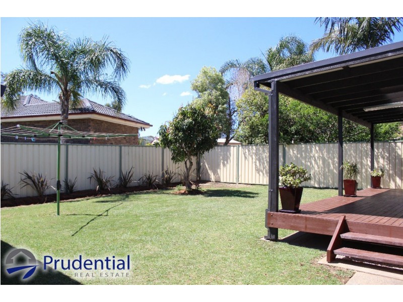 66 Old Kent Rd, Ruse NSW 2560