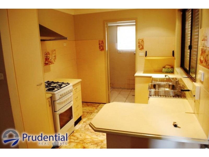 7 Madang Place, Glenfield NSW 2167