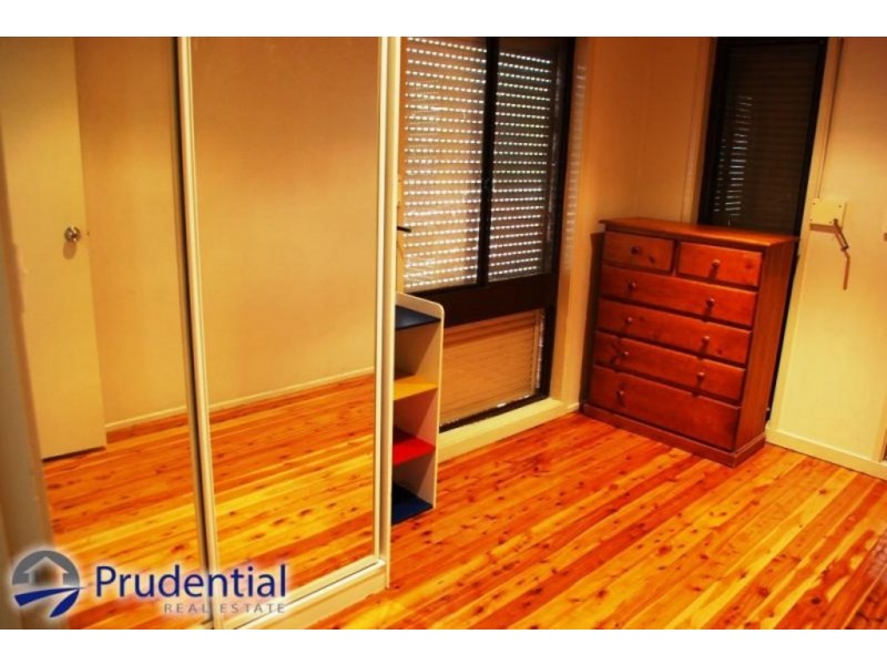 7 Madang Place, Glenfield NSW 2167