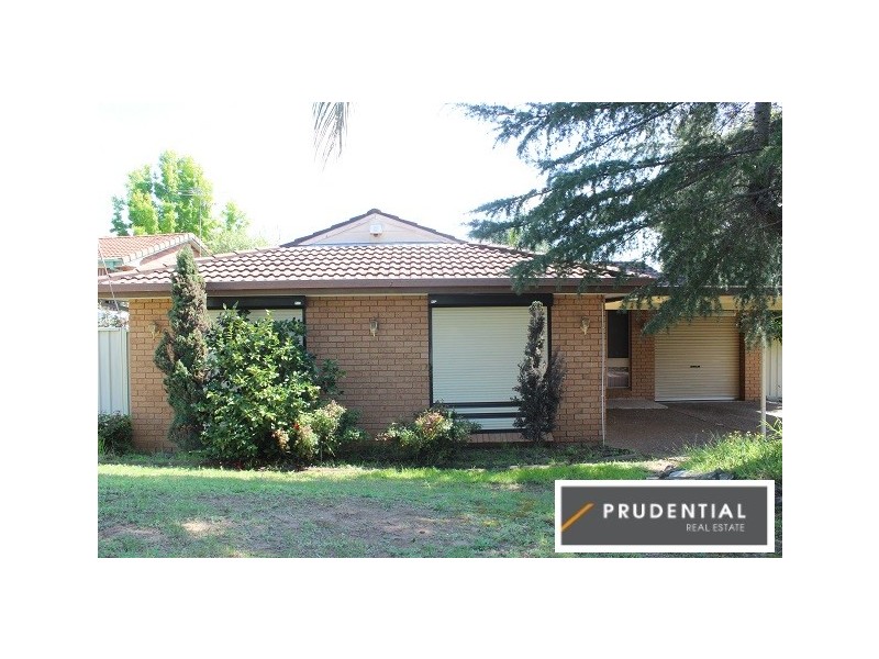 49 Tourmaline Street, Eagle Vale NSW 2558