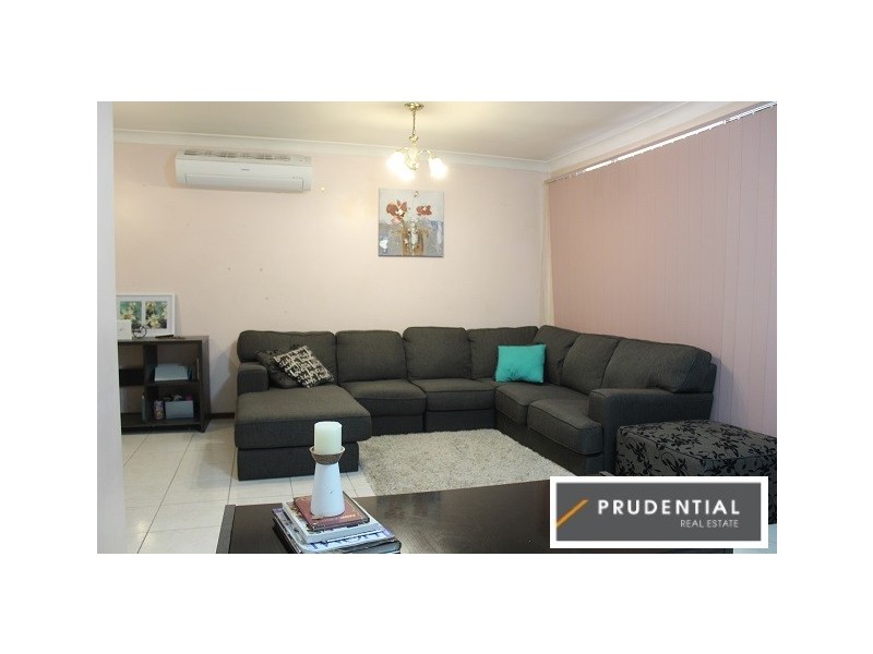 49 Tourmaline Street, Eagle Vale NSW 2558