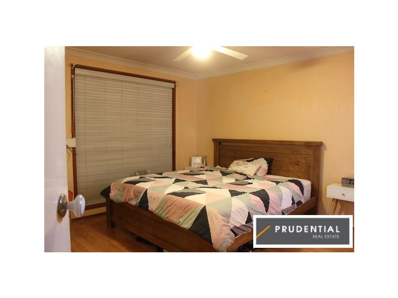 49 Tourmaline Street, Eagle Vale NSW 2558