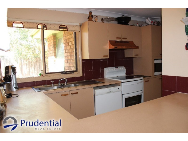 65 Ballantrae Drive, St Andrews NSW 2566