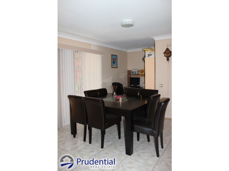 65 Ballantrae Drive, St Andrews NSW 2566