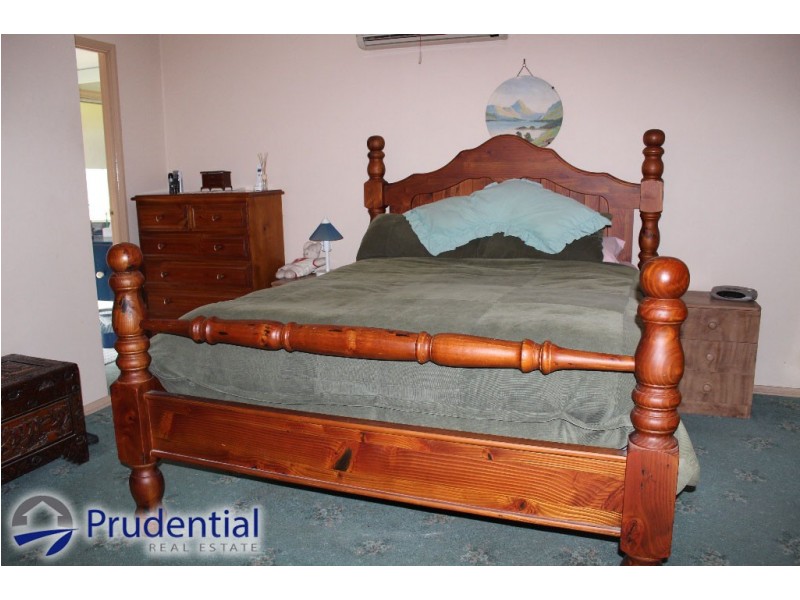 65 Ballantrae Drive, St Andrews NSW 2566