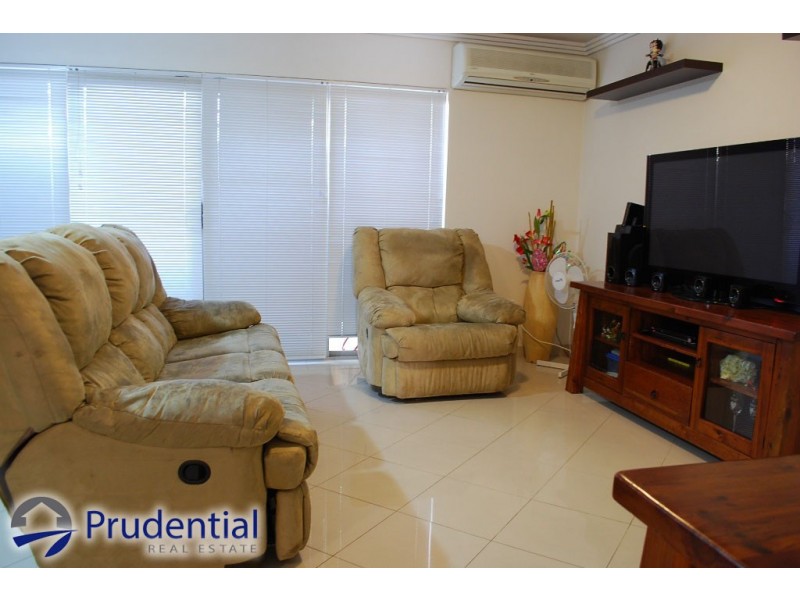 6/13 Chamberlain Street, Campbelltown NSW 2560