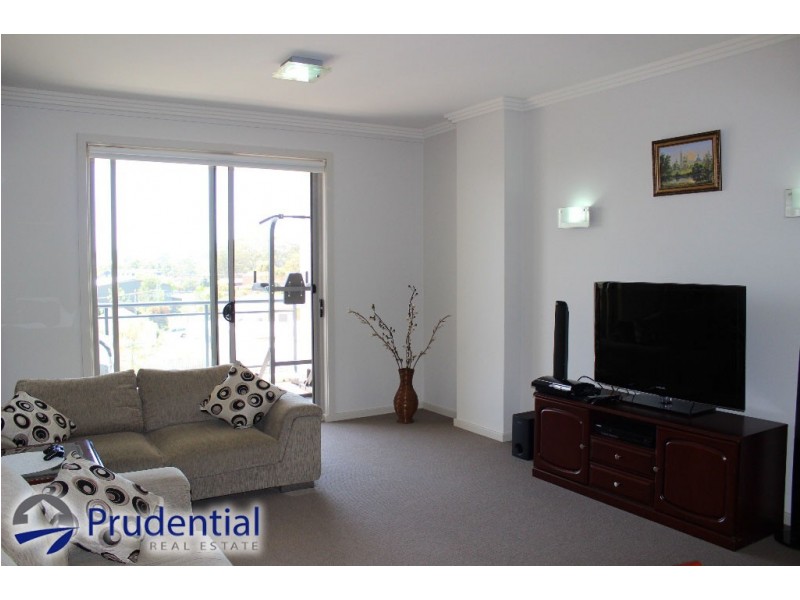 45/3-9 Warby Street, Campbelltown NSW 2560