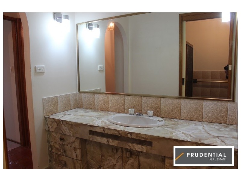 21 Keighran Place, Minto NSW 2566