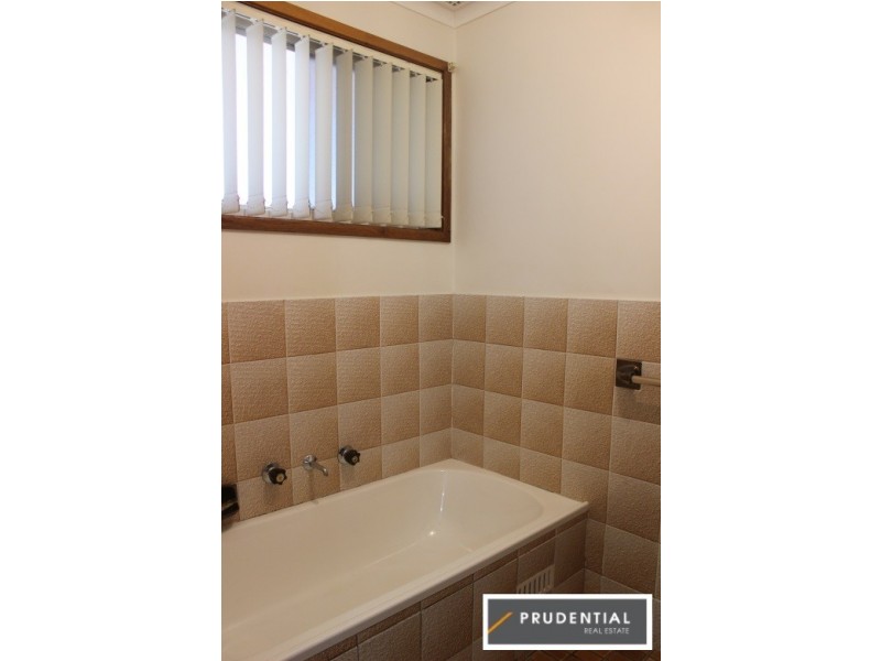 21 Keighran Place, Minto NSW 2566