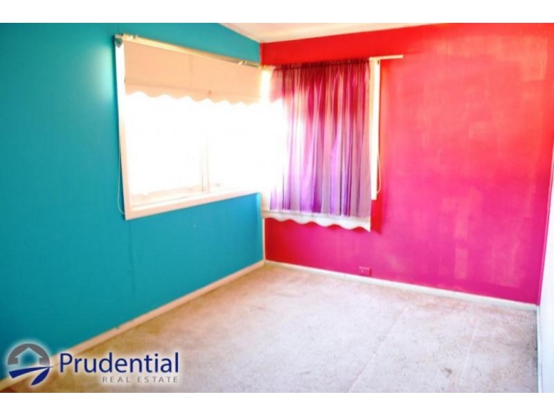 37 Lindesay Street, Campbelltown NSW 2560