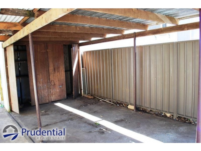 37 Lindesay Street, Campbelltown NSW 2560