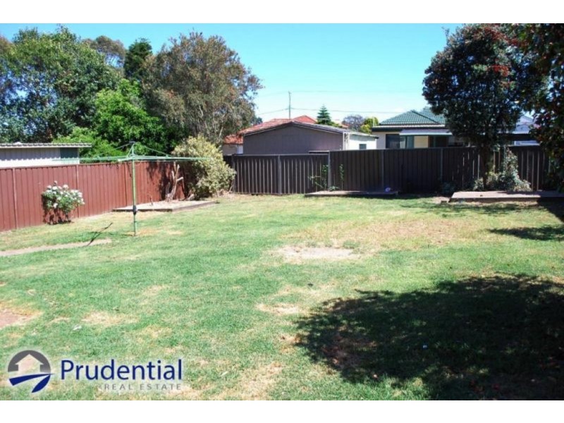 37 Lindesay Street, Campbelltown NSW 2560