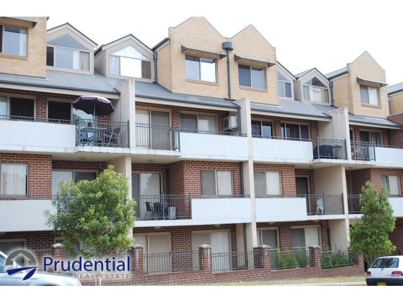 31/41 Woodhouse Drive, Ambarvale NSW 2560