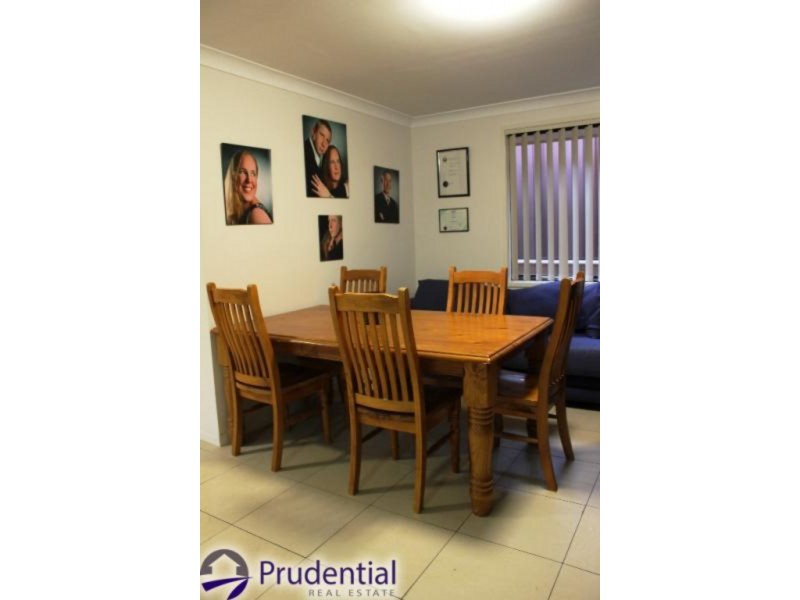 6 Jarley Place, Ambarvale NSW 2560