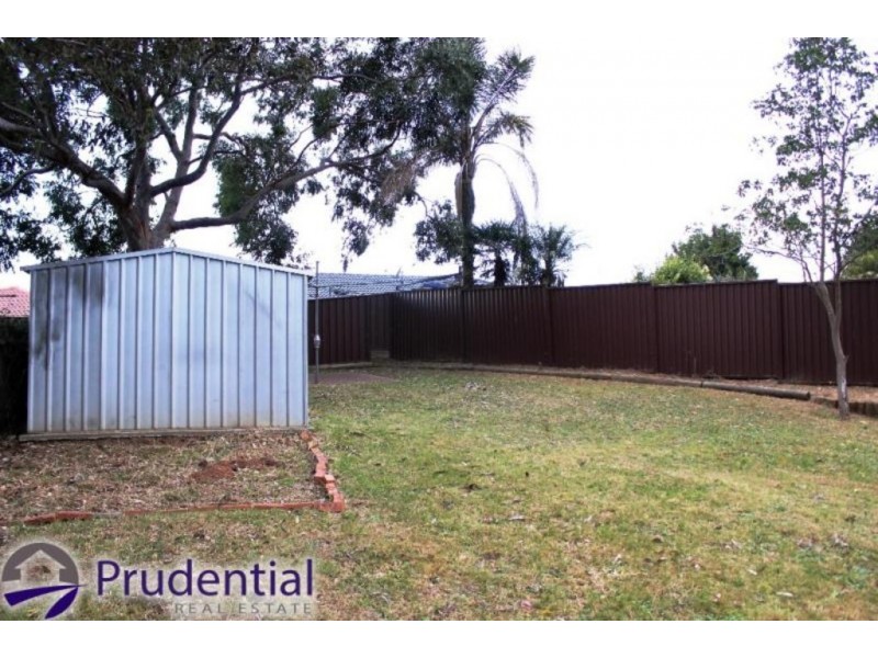 6 Jarley Place, Ambarvale NSW 2560