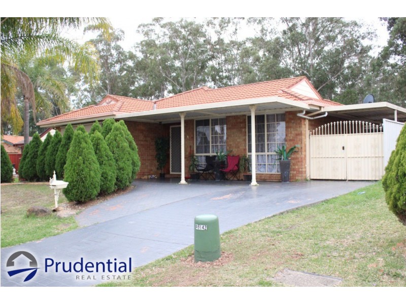 41 Lyrebird Crescent, Green Valley NSW 2168