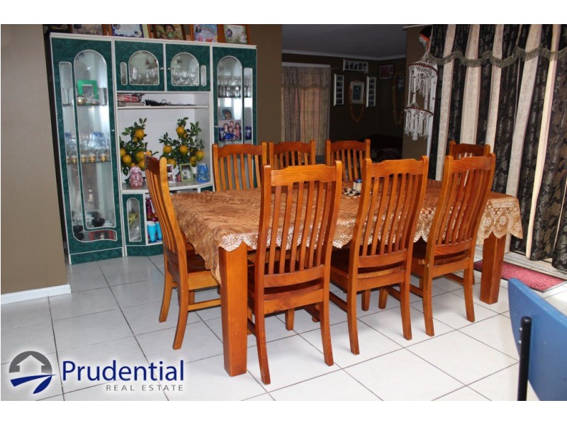 41 Lyrebird Crescent, Green Valley NSW 2168