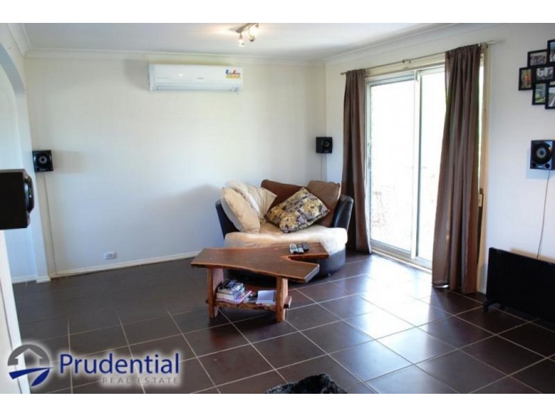 198 Wyangala Cres, Leumeah NSW 2560