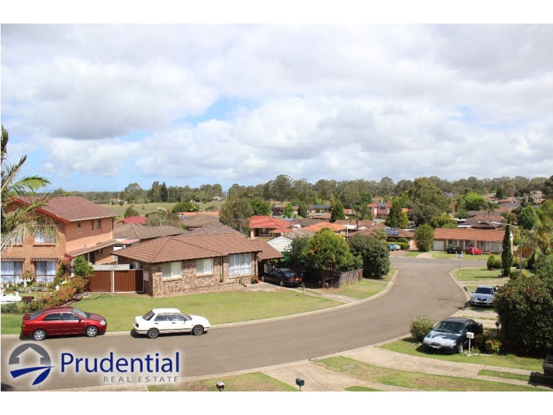 17 Campbell Close, Minto NSW 2566