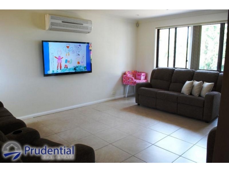 11 Victor Place, Raby NSW 2566