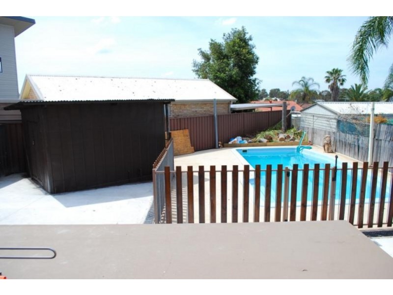 11 Victor Place, Raby NSW 2566