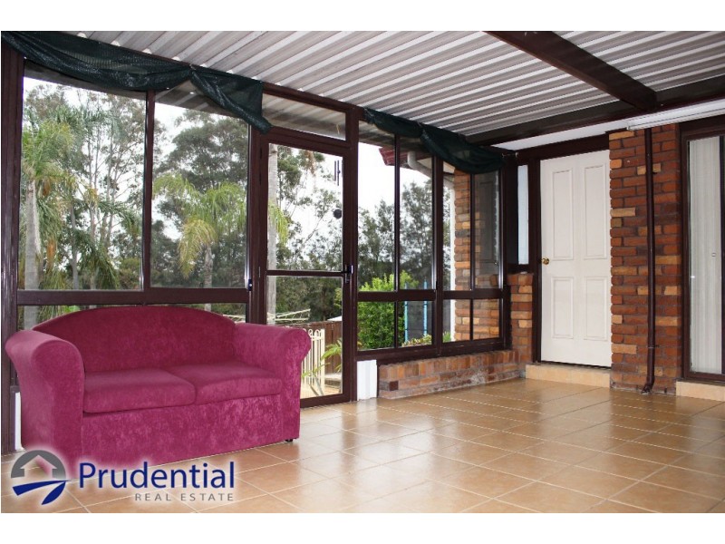 73 Stornoway Avenue, St Andrews NSW 2566