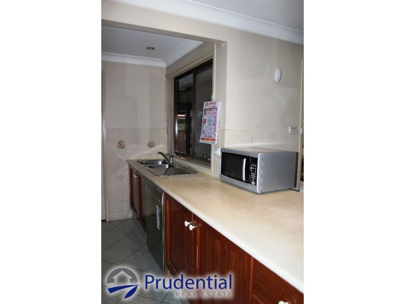 73 Stornoway Avenue, St Andrews NSW 2566