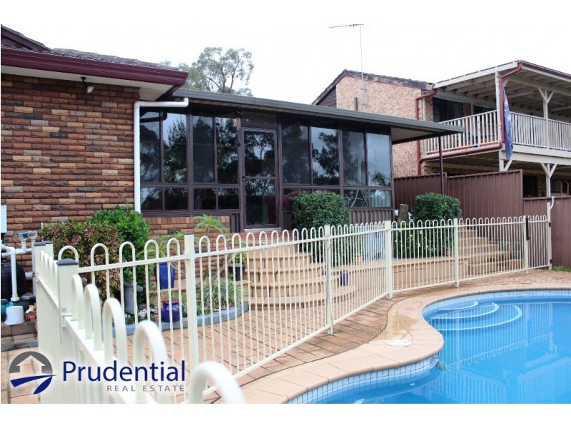 73 Stornoway Avenue, St Andrews NSW 2566