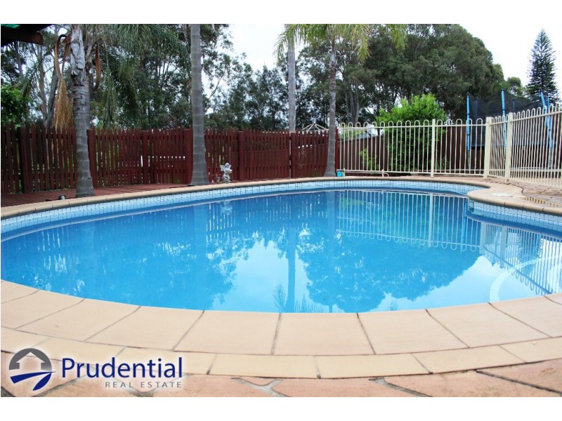73 Stornoway Avenue, St Andrews NSW 2566