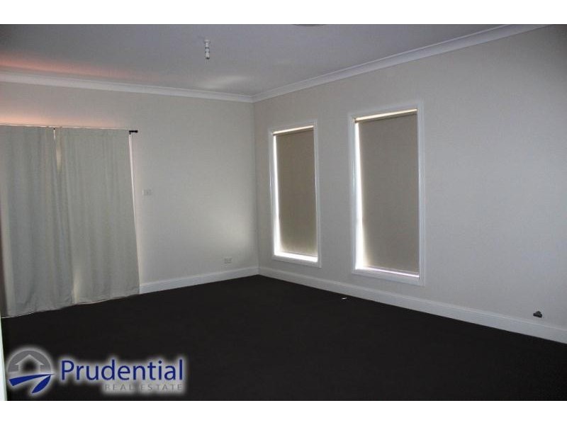 17 Vaucluse Place, Glen Alpine NSW 2560