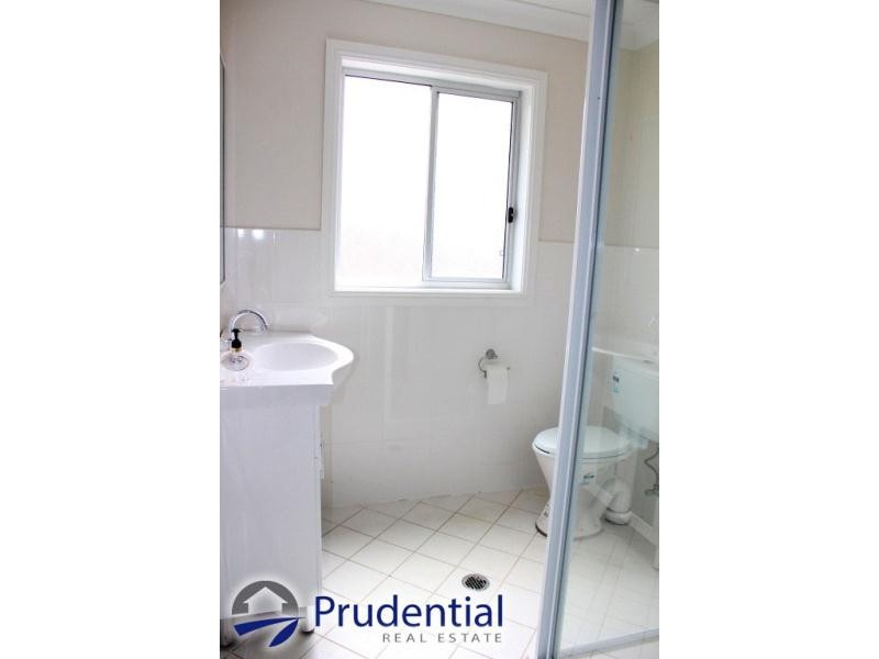 17 Vaucluse Place, Glen Alpine NSW 2560