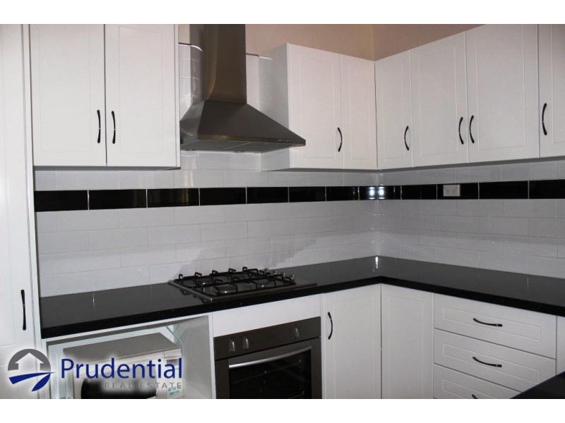 17 Vaucluse Place, Glen Alpine NSW 2560