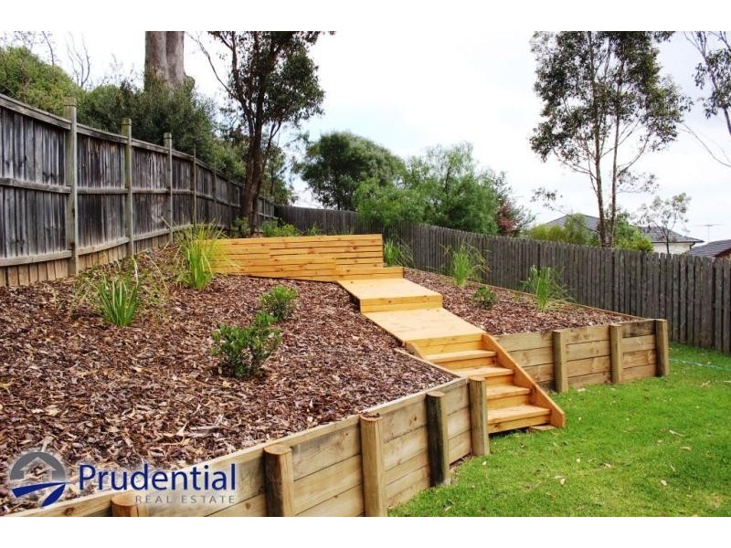 17 Vaucluse Place, Glen Alpine NSW 2560