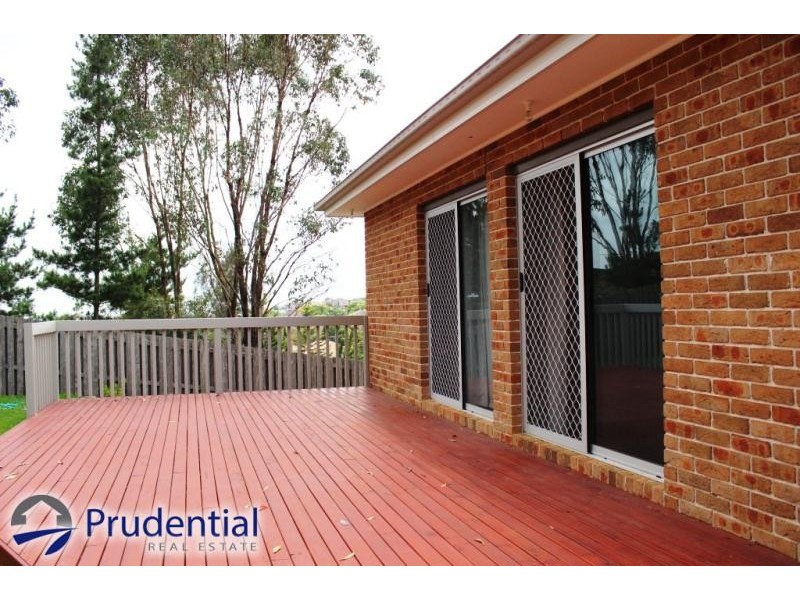 17 Vaucluse Place, Glen Alpine NSW 2560