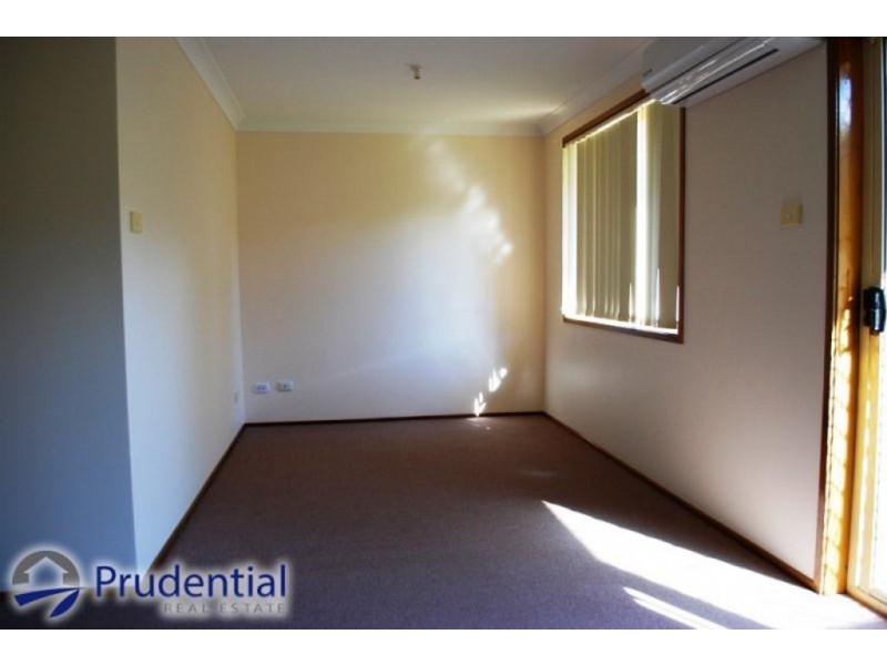 16B Ironside Drive, St Helens Park NSW 2560