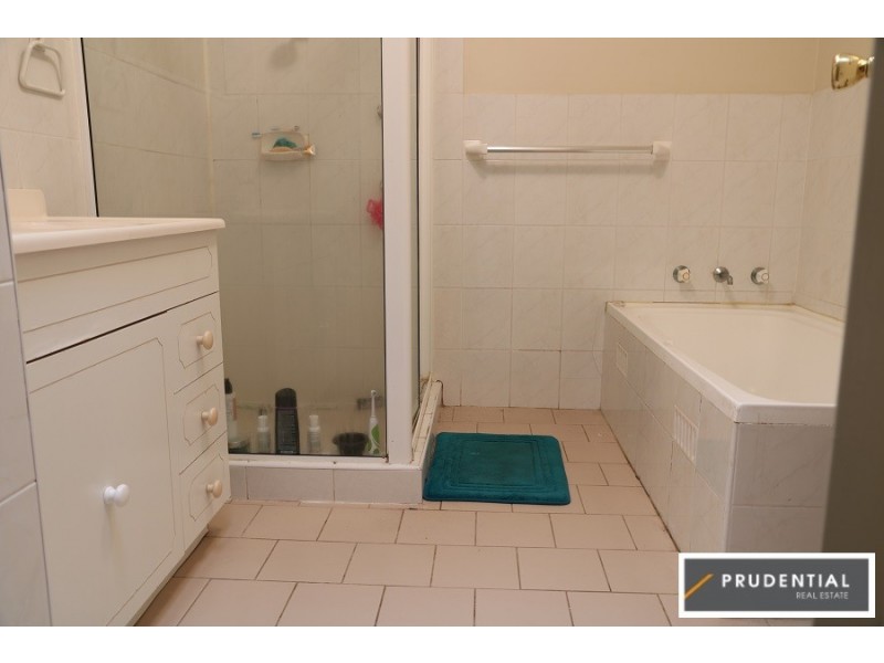 2/97 Hurricane Drive, Raby NSW 2566