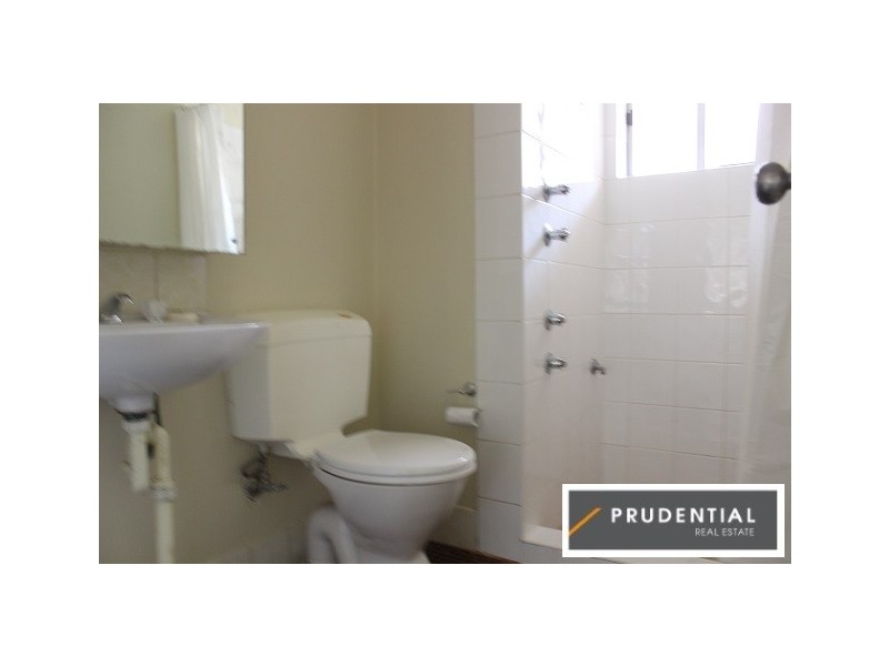 17/20-30 Condamine Street, Campbelltown NSW 2560