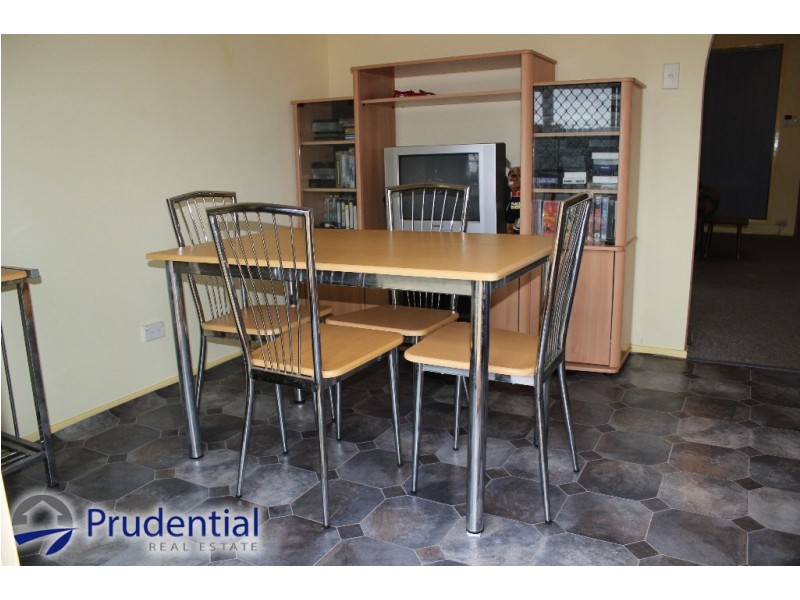 15 Rangers Road, St Helens Park NSW 2560