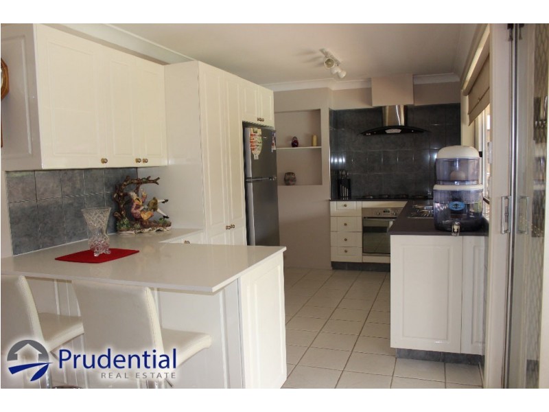 17 Lerwick Place, St Andrews NSW 2566