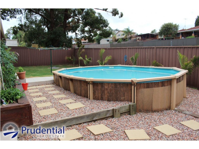 17 Lerwick Place, St Andrews NSW 2566